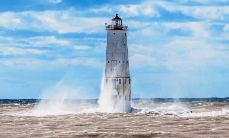 Frankfort-North-Light-01