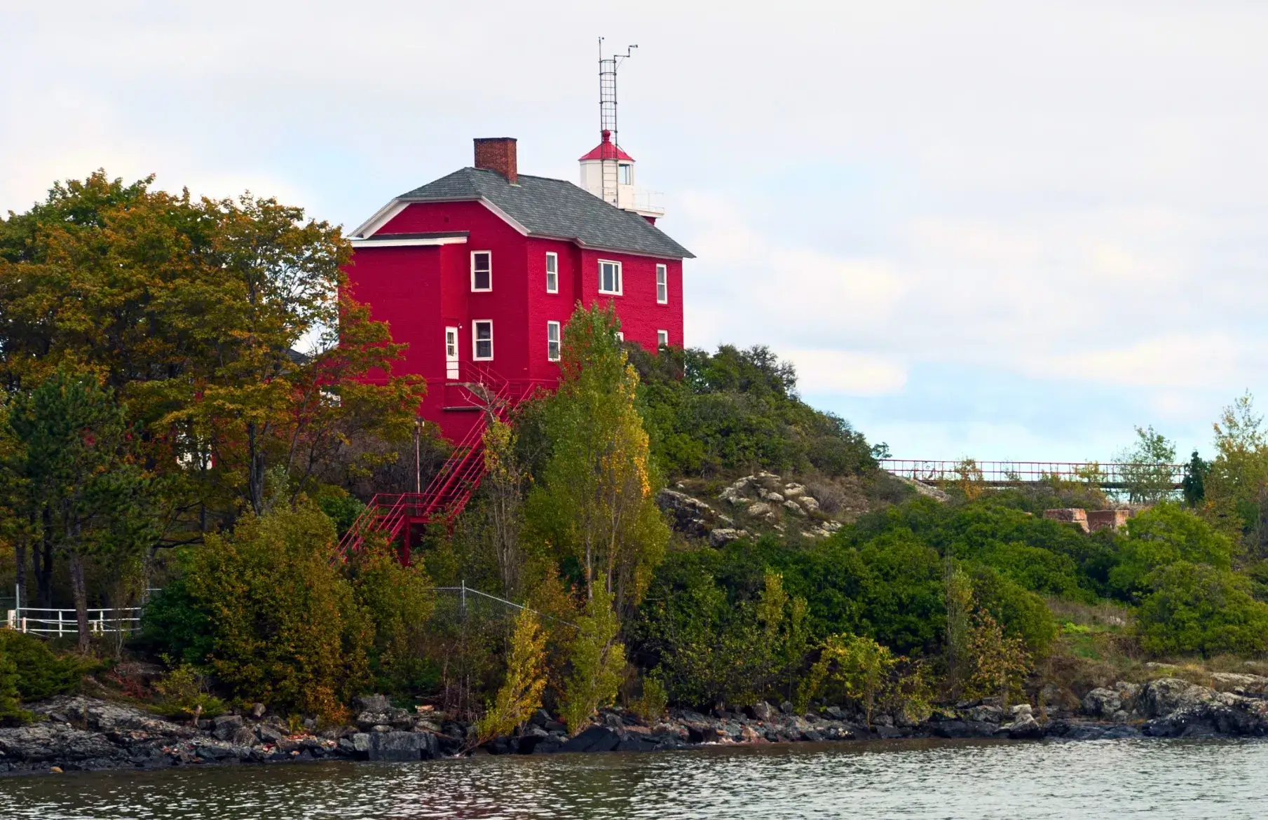 Read more about the article Marquette Harbor Lighthouse
