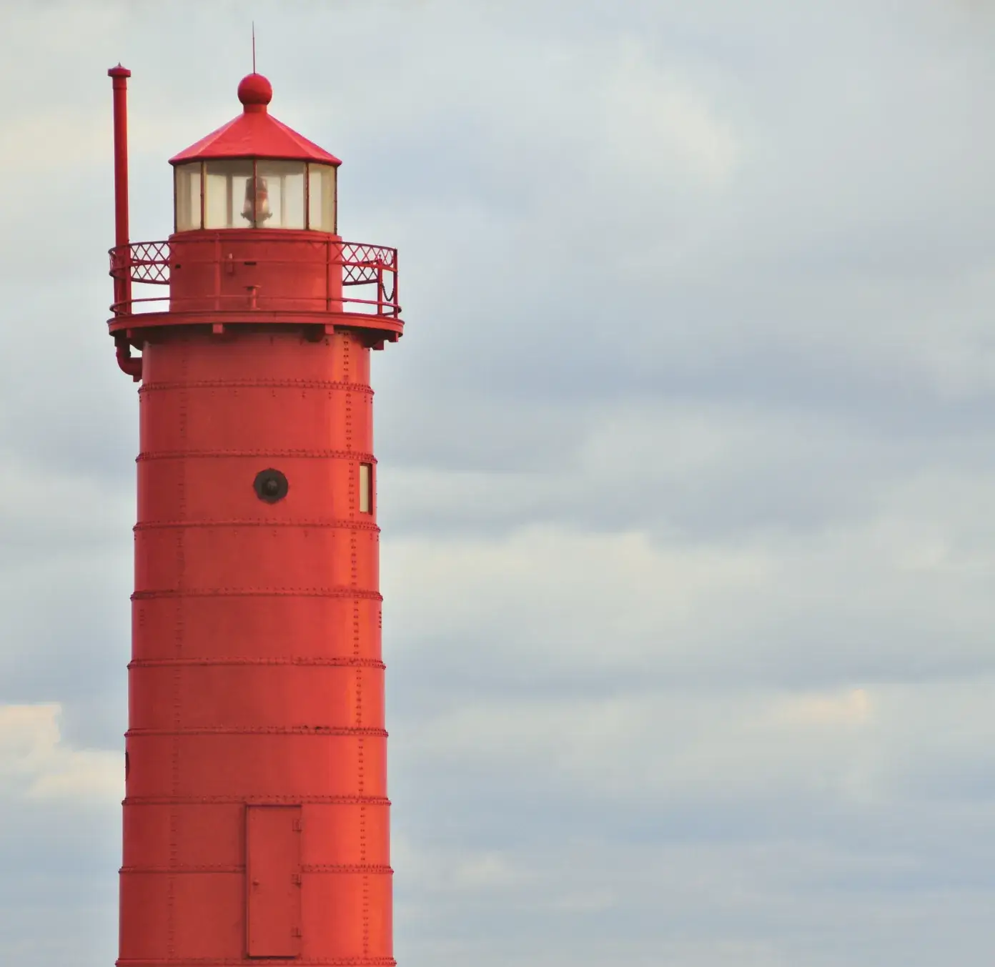 Read more about the article Muskegon South Pierhead Light