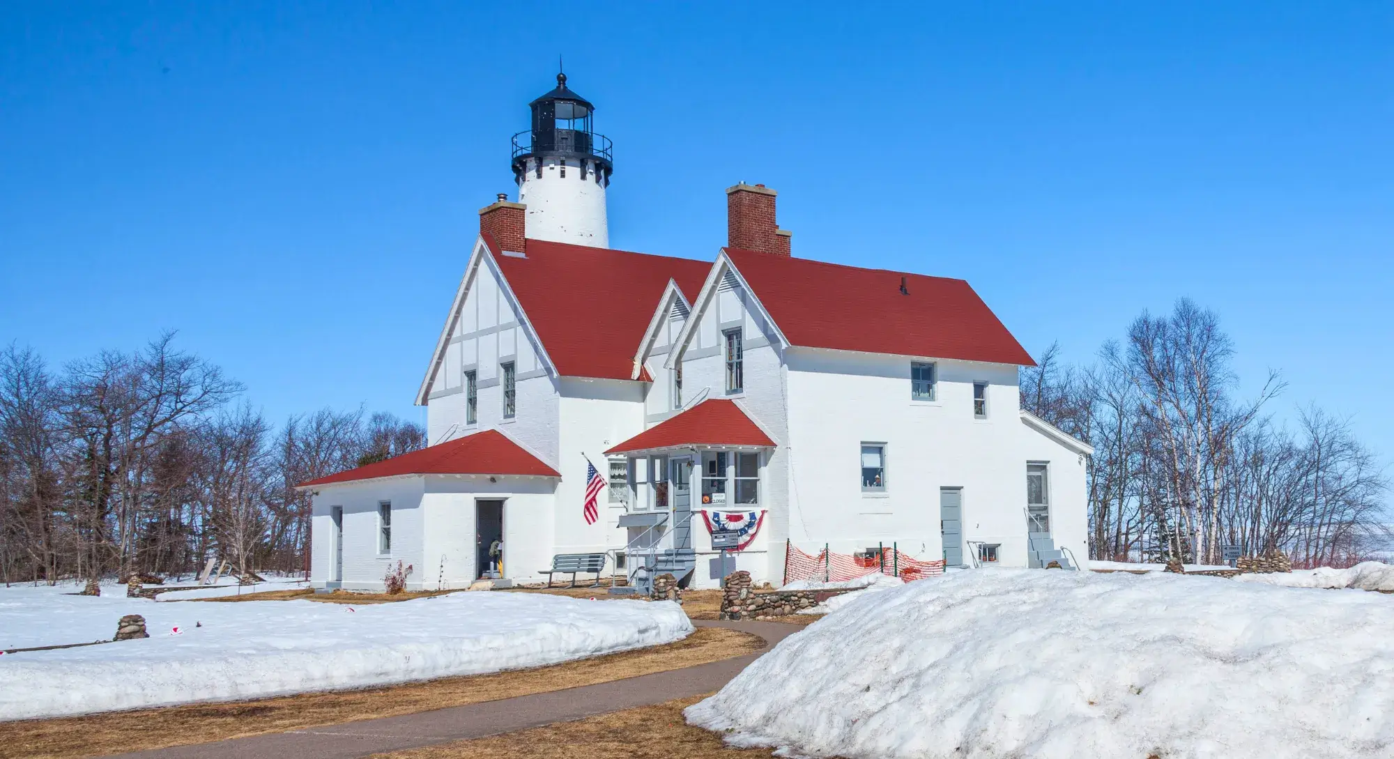 Read more about the article Point Iroquois Lighthouse